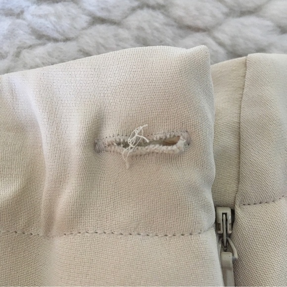 VINTAGE Jones New York Silk Skirt Suit - 10 - Picture 12 of 16